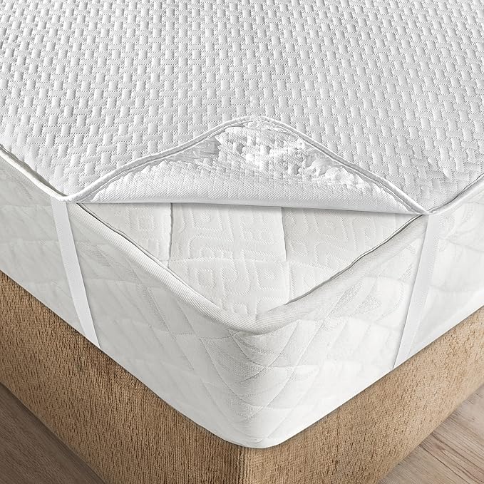 Ambesonne Soft Texture Mattress Pad Quilted Bed Topper for Premium Quality and Comfort Breathable Surface Noiseless Fitted Water Repellent Backing with Durable Elastic Straps, Full